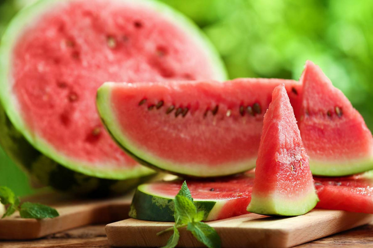 RIZIČAN SPOJ: Lubenicu i dinju ne treba jesti zajedno - razlog nije očigledan, a evo šta treba da znate