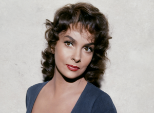 ČUVENA GLUMICA JE BILA TOLIKO LEPA, DA JE POLICIJA MORALA DA JE BRANI OD MUŠKARACA: O rivalstvu sa Sofijom Loren imala je da kaže samo jedno! (FOTO)