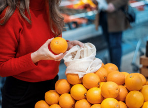 DA LI ZNATE ZAŠTO SE POMORANDŽE PRODAJU U CRVENIM MREŽICAMA: To nije slučajno, ovo je prava namera prodavaca