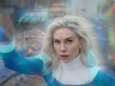 Film prati četvoro naučnika i astronauta