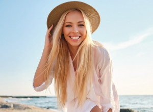 PLAVUŠE, NE OČAJAVAJTE: Ako vam je kosa pozelenela od bazena, trik iz kuhinje je SPAS za vas