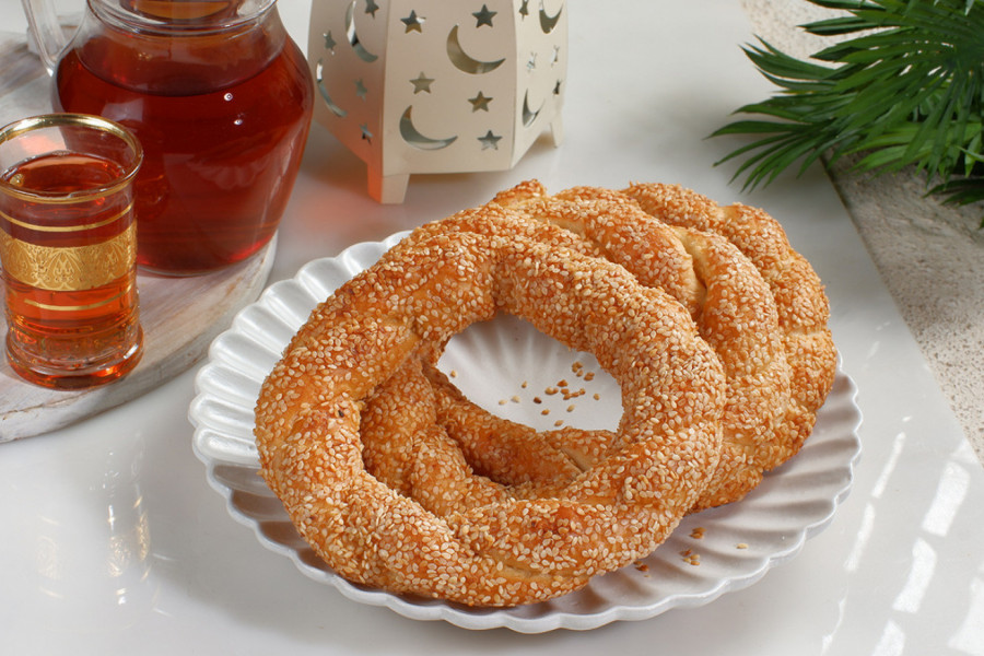 TURSKI ĐEVREK KOJI JE ZALUDEO SVE DOMAĆICE NA MREŽAMA: Neodoljivo mekan, a kora hrskava - ovaj recept ćete čuvati za sebe!