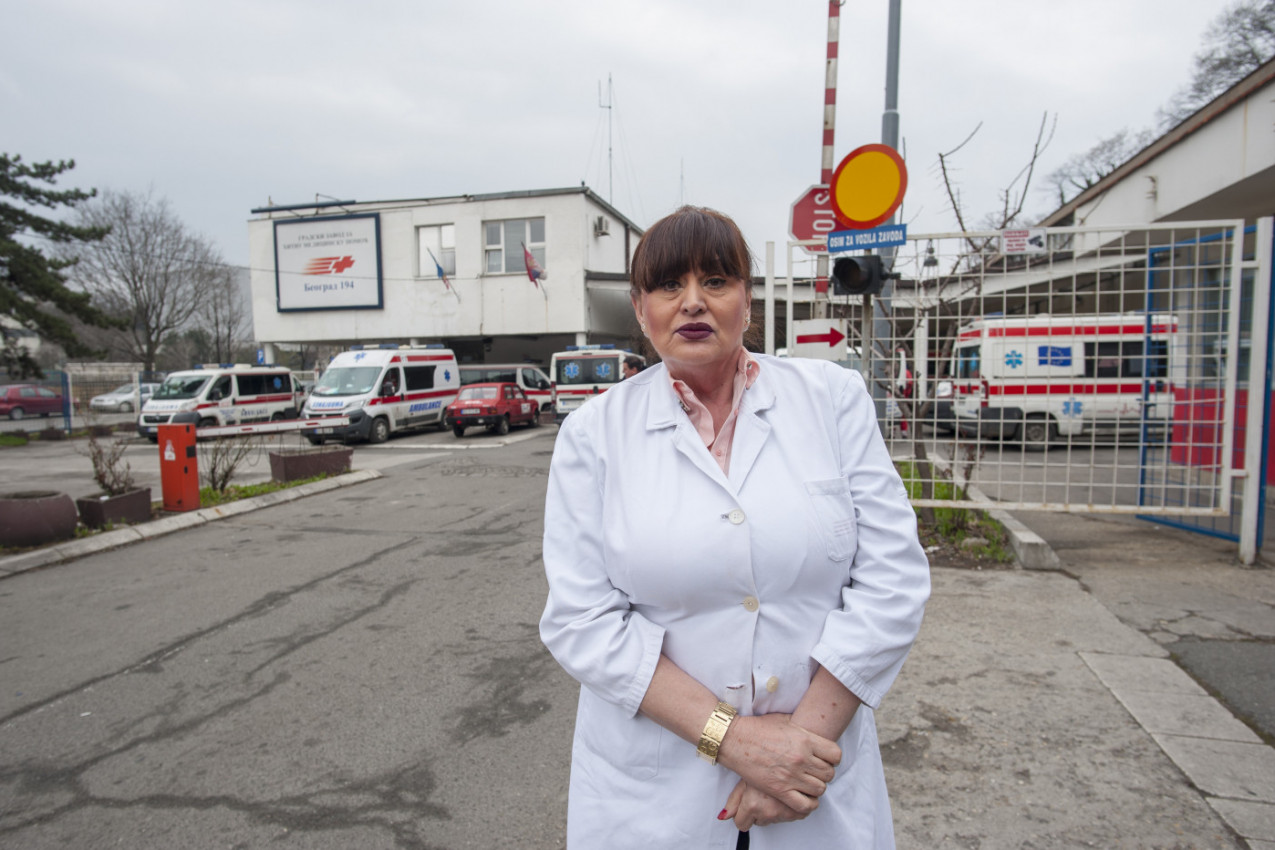 DA LI JE PAMETNO ŠETATI KADA SU NAPOLJU VISOKE TEMPERATURE: Nada Macura upozorava - bez jedne stvari ne izlazite iz kuće