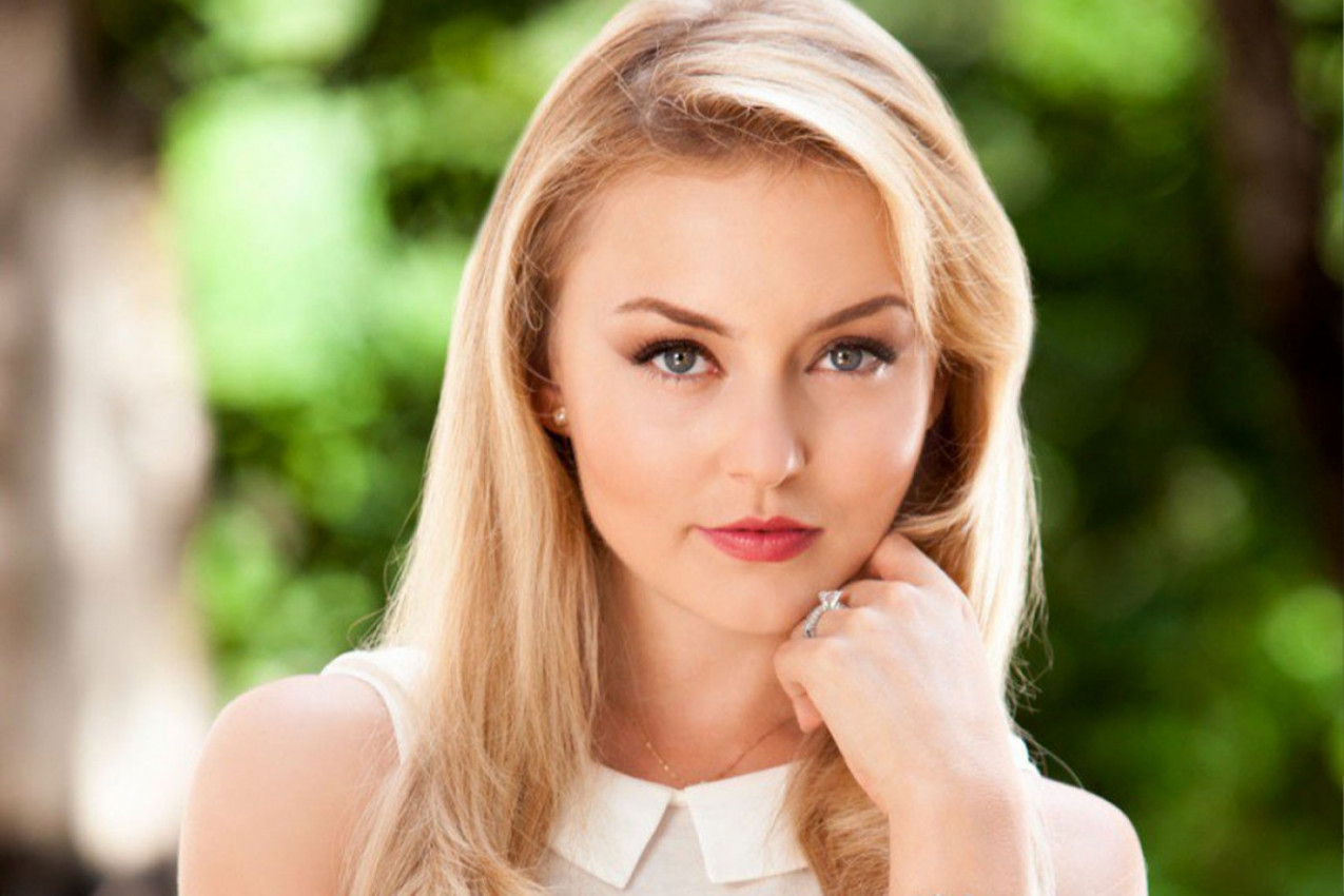 Rođena pod znakom velike ljubavi: Astro priča glumice Anhelik Bojer