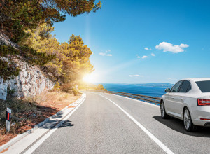 ŠTA TREBA JESTI I PITI AKO PUTUJETE NA MORE KOLIMA ILI AUTOBUSOM: Kafa može, ali pod ovim uslovima!