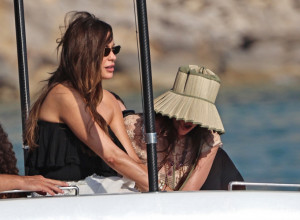 RETRO NEPTUN U OVNU RAZBIJA IM ILUZIJE: Astro ples vratiće unazad 3 horoskopska znaka - moraće da preispitaju svoj život