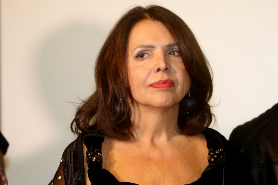 DARA DŽOKIĆ JE BILA UDATA ZA BEOGRADSKOG DASU: Na njene fotografije iz mladosti svi su nemi - jasno je kako je završio u njenim rukama (FOTO)