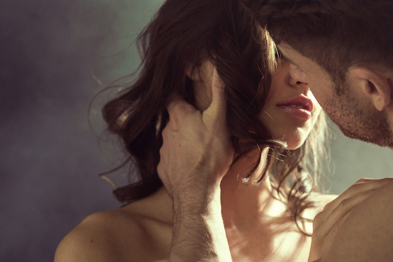 NEMATE REDOVNE ODNOSE? PROBAJTE PRAVILO "PEPELJUGE": Jednostavan trik koji će vratiti vašu intimnost već večeras!