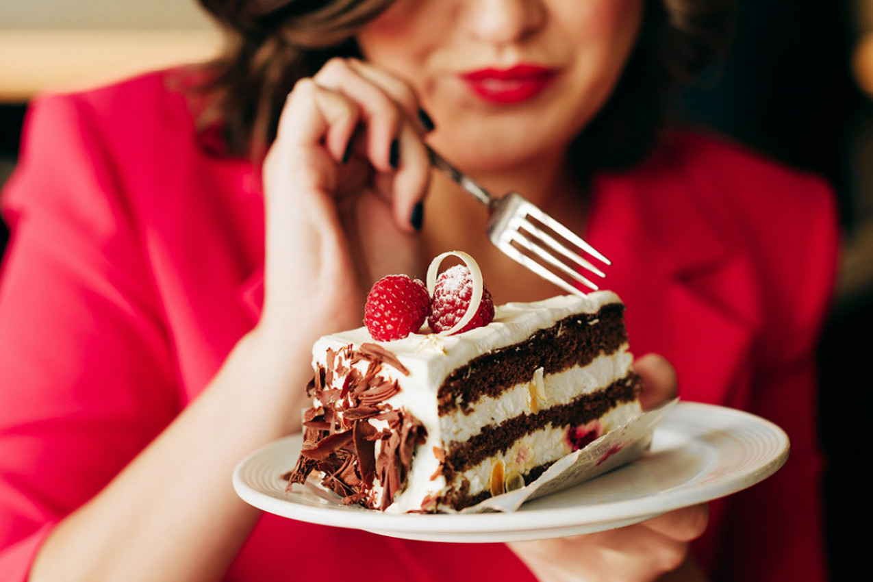 ALARMANTNI SIMPTOMI DA VAM JE TELO PREPUNO ŠEĆERA: Ovih 11 znakova mnogi zanemare, a nisu ni svesni kakvu štetu trpi organizam!