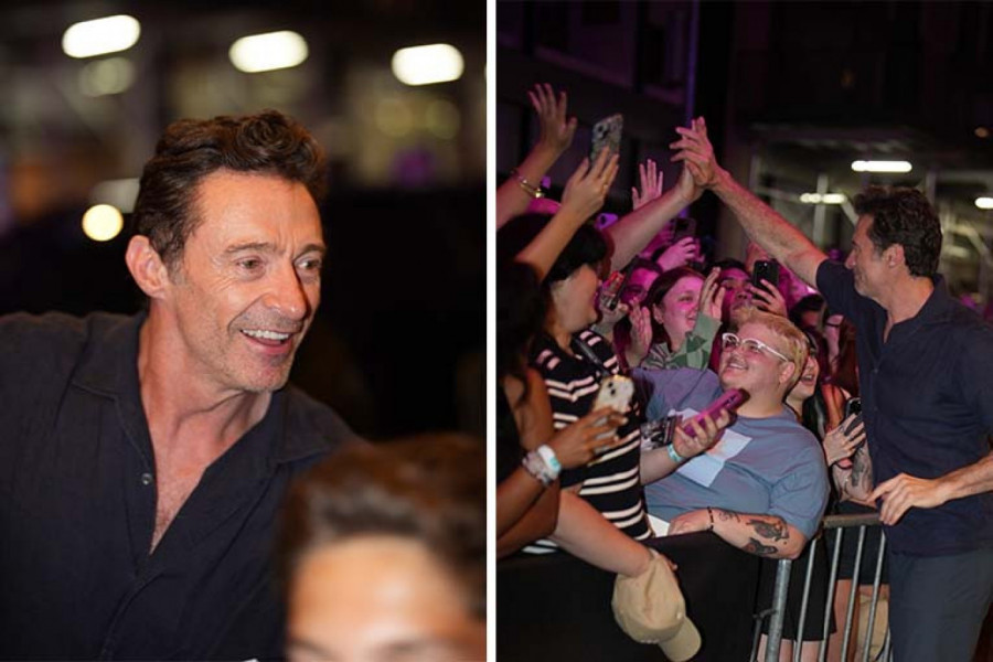 Glumaca Hju Džekmena fanovi dočekali u Njujorku pred izvođenje predstave "S ljubavlju" ("With love") uz ovacije