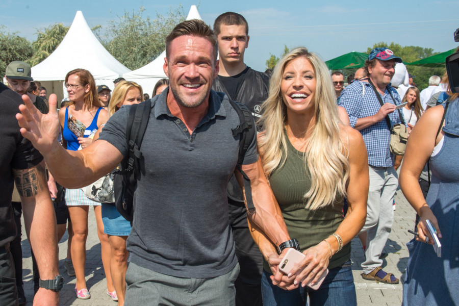 MAJKA OBJAVILA ŠTA JE KUPILA UČITELJICI SVOG DETETA ZA KRAJ GODINE: Na mrežama je "rastrgli", nije stvar u novcu!