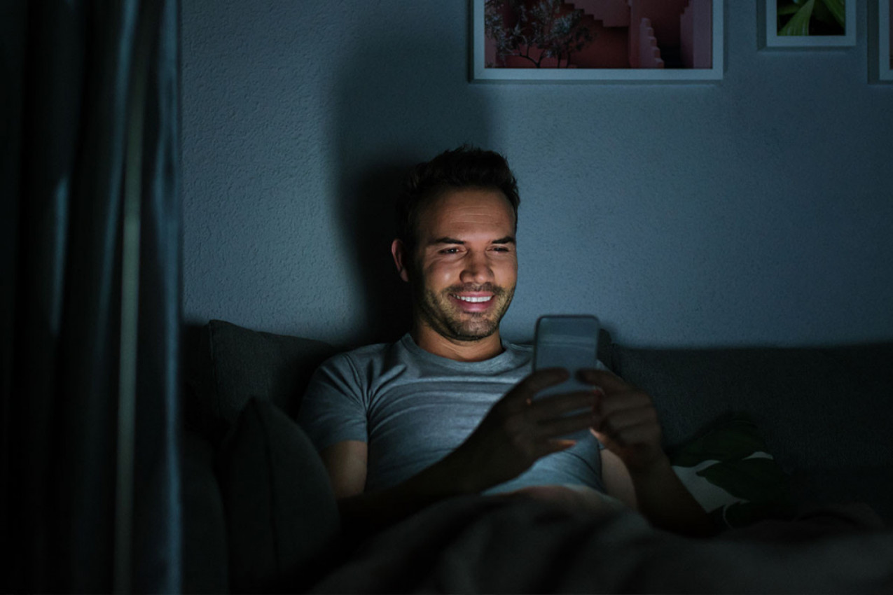 OVO JE NAJLUĐI OGLAS ZA VEZU OVE GODINE: Od žene ne traži sarmu i gibanicu, već nešto što niko nije mogao da predvidi!