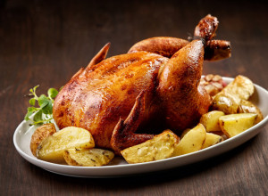 STRUČNJACI UPOZORAVAJU: Ovi delovi piletine su najopasniji, a Srbi ih najčešće jedu!