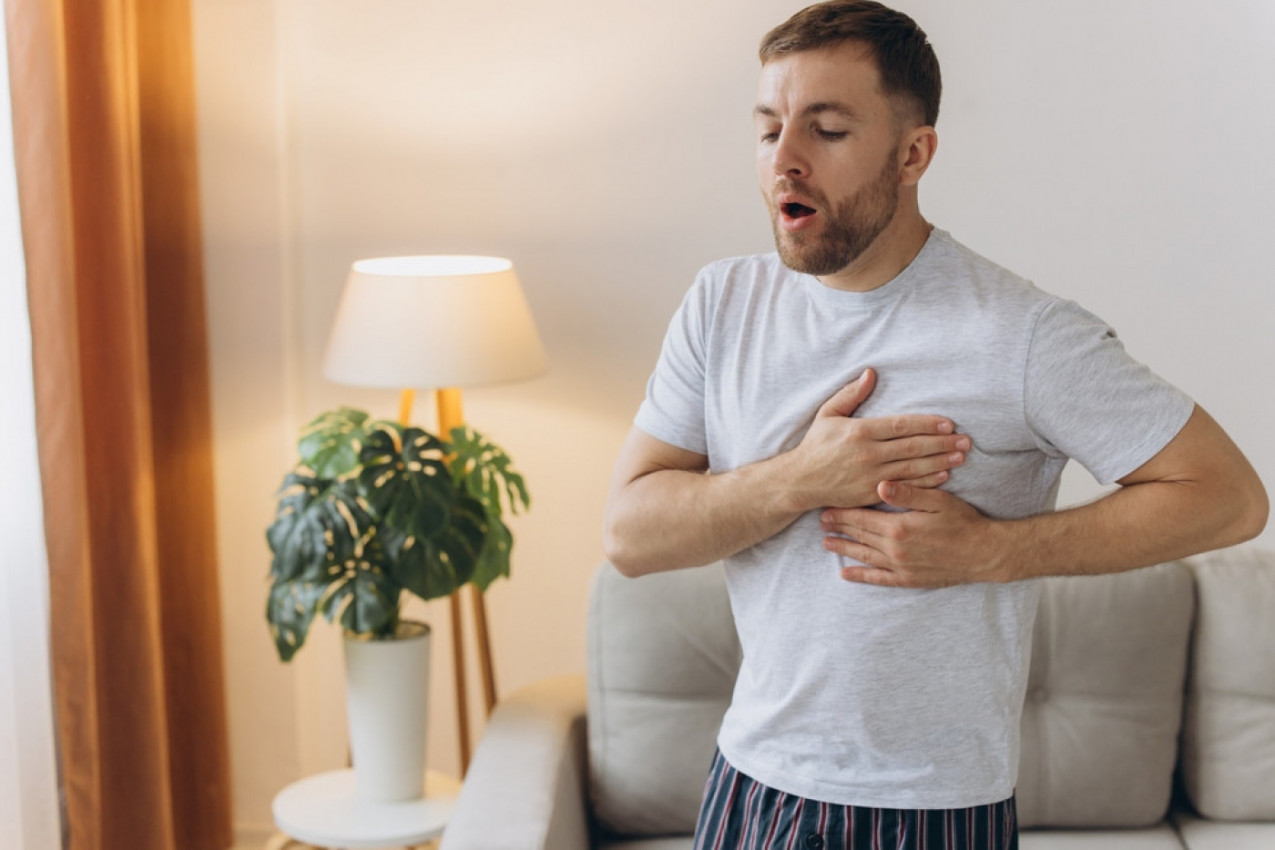 NIJE SVEJEDNO IMATE LI SRČANI UDAR ILI NAPAD PANIKE: Prema ovim simptomima možete da ih razlikujete, a jedan zahteva hitnu intervenciju!