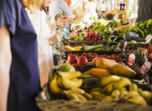 SRBI GA SVAKODNEVNO JEDU, A PREPUNO JE PESTICIDA: Oprez s ovim popularnim povrćem - leglo je hemikalija!