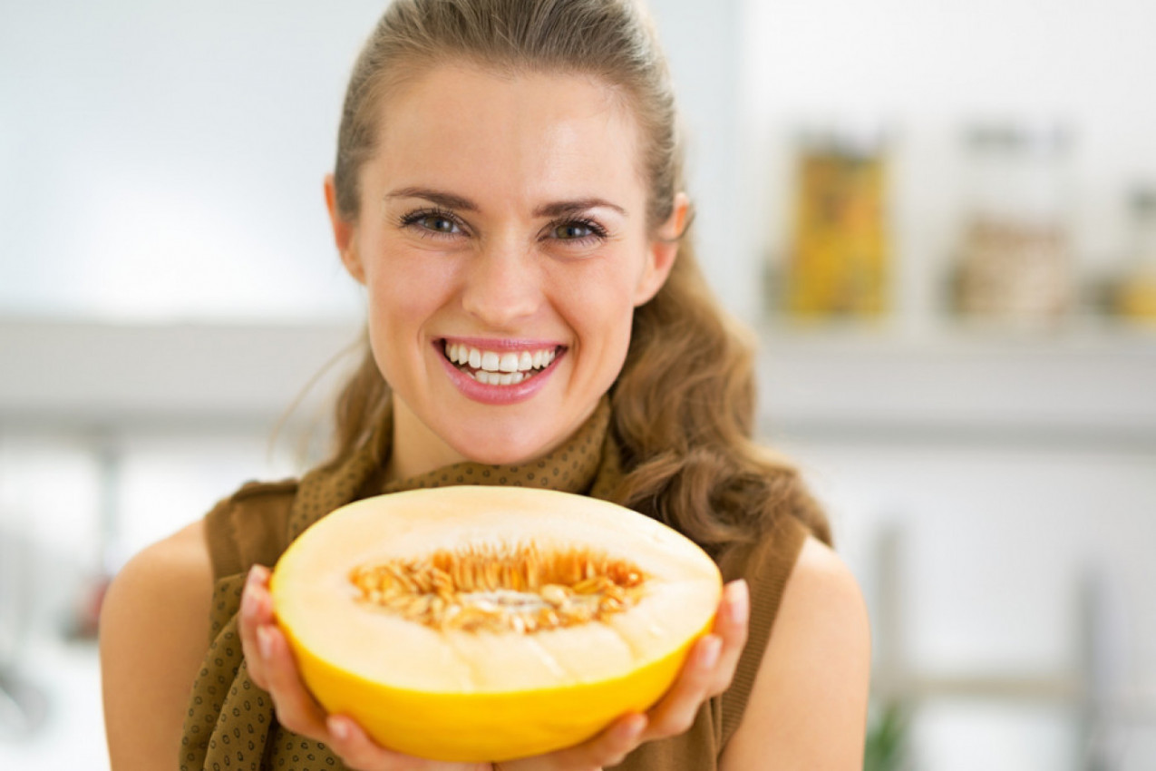 ANANAS DINJA - slasno voće koje nije za svakoga: Za jednu grupu ljudi je rizična, a zbog broja kalorija je svi OBOŽAVAJU
