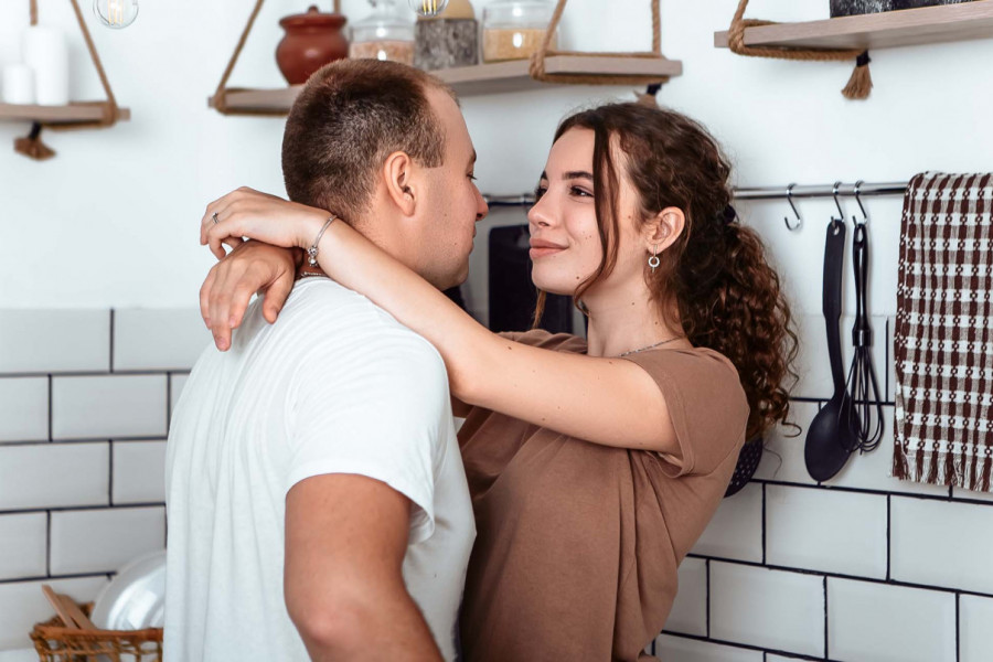 VESNA JE ZAVISNIK OD INTIMNIH ODNOSA: Prevarila sam muža na kuhinjskom stolu, ali to nije najgore!