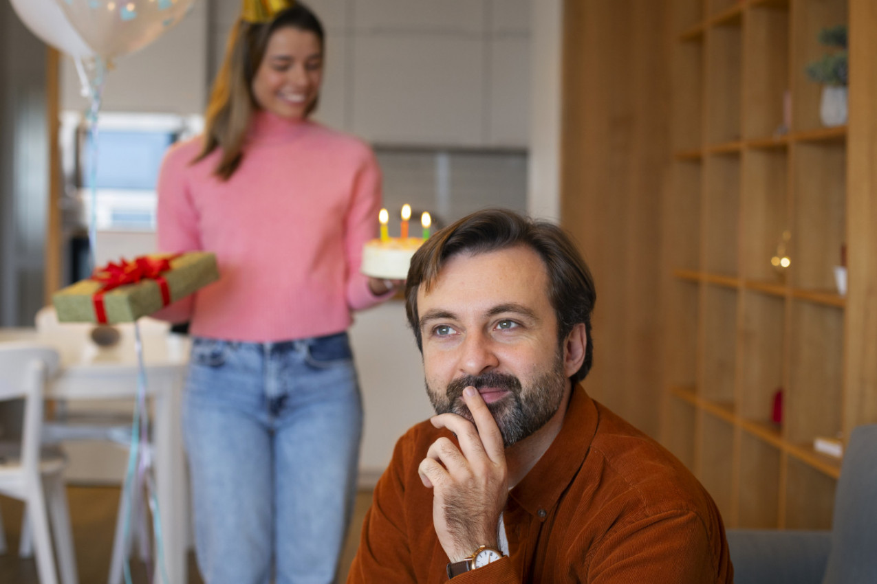 GORE OD PRELJUBE, STRAŠNIJE OD IZDAJE, MUŽ JE PONIZIO NA SVOM ROĐENDANU: Kada je čula šta joj je rekao pred svima, okrenula se i pobegla zauvek!