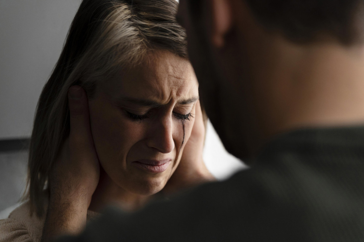 POSLE 13 GODINA PORICANJA ŽENA PRIZNALA MUŽU NEVERSTVO: On veruje da to nije sve, da ona krije nešto mnogo gore!