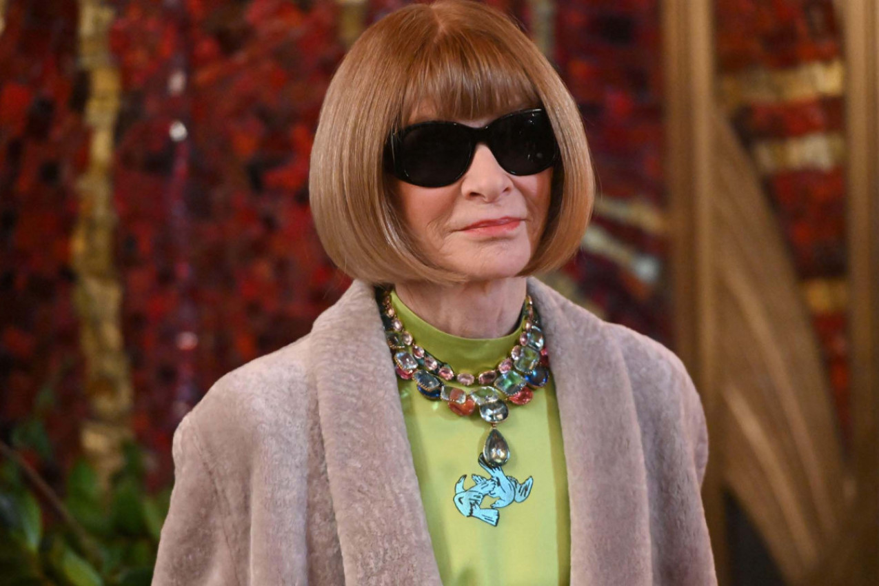 OVAKVE NAOČARE SU U TRENDU OVOG LETA: Aksesoar koji prekriva pola lica i privlači sve poglede gde god da se pojavite (FOTO)