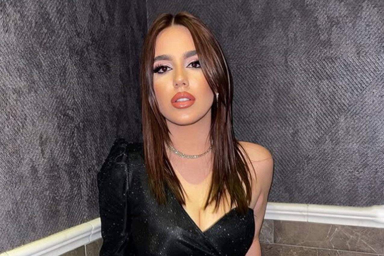 ĆERKA ZDRAVKA ČOLIĆA PRESLIKANI TATA: Jedan detalj oko vrata nikome nije promakao, od ovoga se ne odvaja! (FOTO)