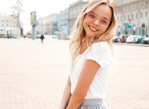 SVI ZANEME KAD IM KAŽE DA IMA BEBU: Njen snimak zapanjio 10 miliona ljudi - gledaju i ne veruju! (VIDEO)