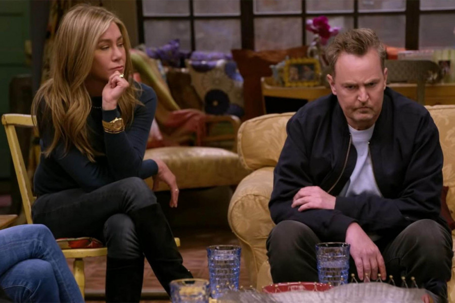 ONO ŠTO JE DŽENIFER ANISTON REKLA O SMRTI METJUA PERIJA NIKO SE NE BI USUDIO: Posle 2 godine ćutanja ispričala je SVE što stvarno misli