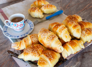 OVO JE RECEPT ZA KIFLICE SA SIROM STAR 200 GODINA: Nema čekanja da testo naraste, a mekane su kao duša!