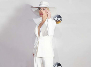 KOSMIČKI DOGAĐAJ KOJI MENJA SVE: Sunce staje na "Srce Lava" - tri znaka dobijaju podršku neba!