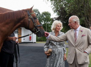 KRALJU ČARLSU ZABRANJEN DOLAZAK NA OMILJENO IMANJE: Neželjeni gosti uzurpirali raskošani posed, briga ih za krunu! (FOTO)