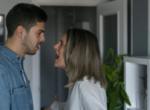 SEBIČNI MUŽ RAZBESNEO SUPRUGU TIK PRED POROĐAJ: Postavio joj pitanje koje nijedna žena ne bi očekivala u tom trenutku!