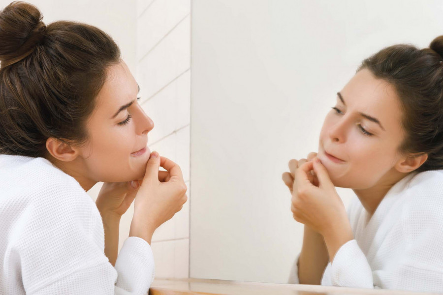 ISCEDILA JE BUBULJICU  I ZAVRŠILA U HITNOJ POMOĆI: Doktori su joj rekli da je mogla da umre jer je uradila ono što svi rade, a ne znaju koliko je to opasno! (VIDEO)