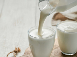 ŠTA JE ZDRAVIJE JOGURT ILI KEFIR: Samo jedan je kralj probiotskih napitaka!