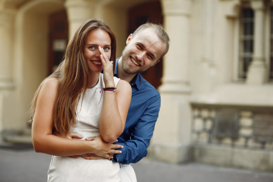 OVO SVAKI MUŠKARAC ŽELI DA ČUJE, ALI VAM TO NIKADA NEĆE PRIZNATI: Ove 4 reči učiniće čudo u vašoj vezi ili braku!