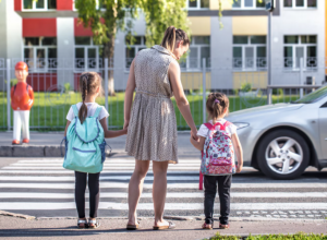 SAVETI ČUVENOG RUSKOG PSIHOLOGA PRED POLAZAK DECE U ŠKOLU: Labkovski ukazuje na najčešće greške roditelja i ovo poručuje!