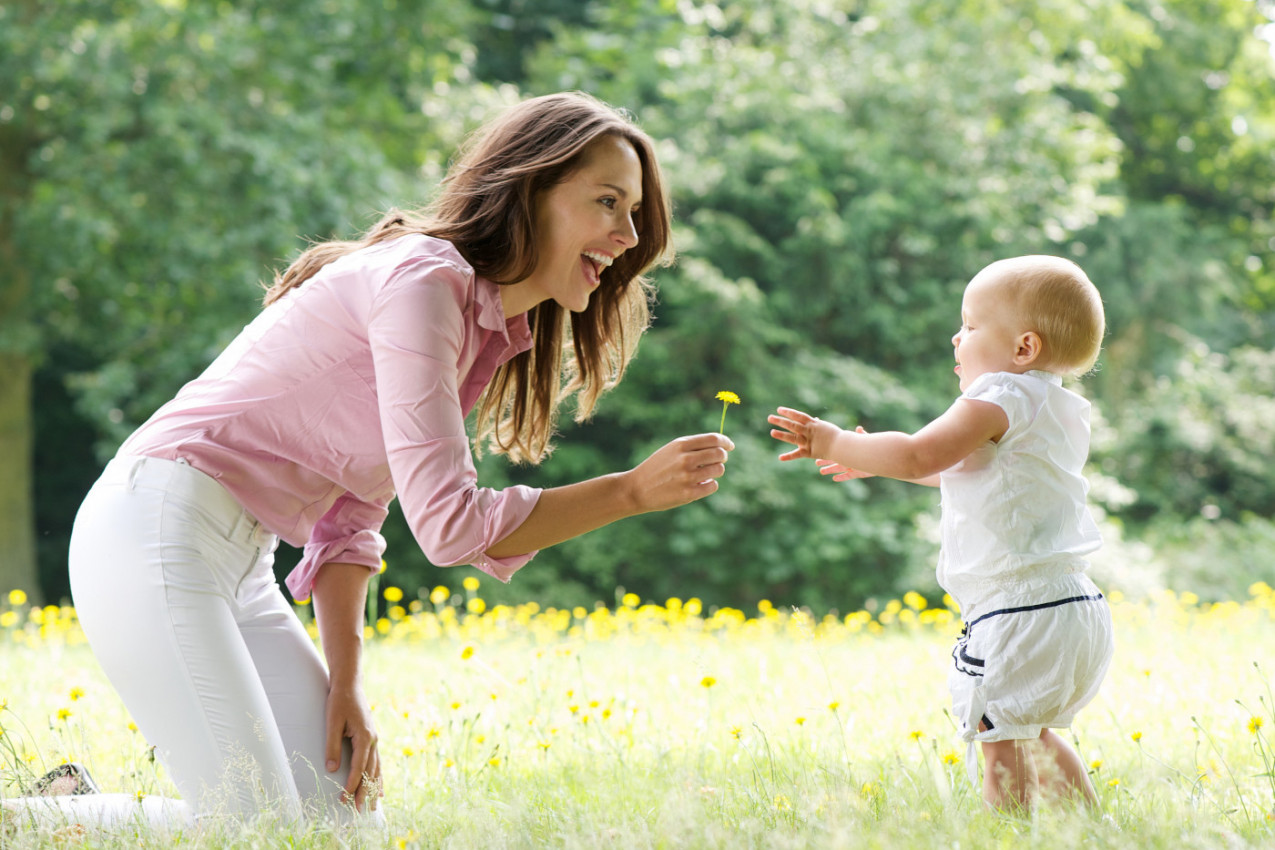 PORODIČNI IZLET SE PRETVORIO U KOŠMAR: Majka napravila selfi sa ćerkom, pa završila u bolnici! (FOTO)