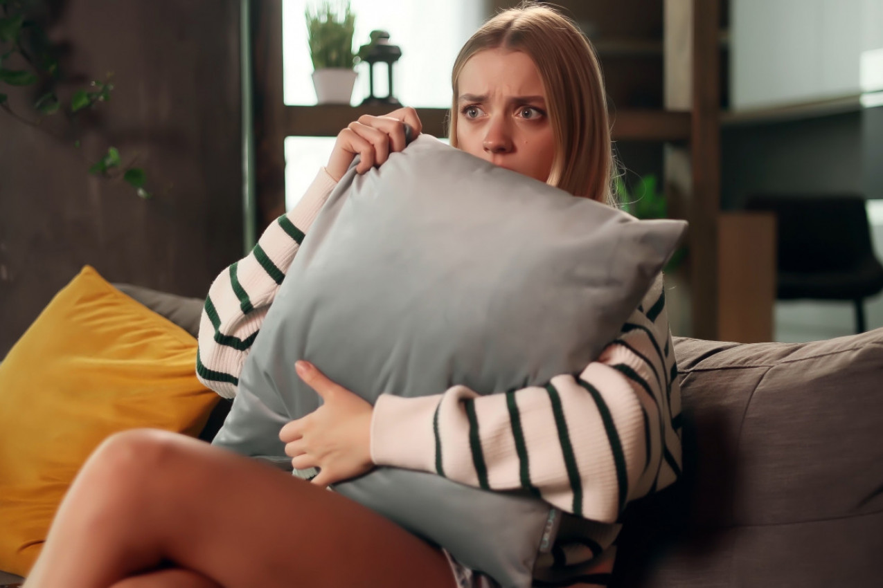 KUPILI SMO KUĆU STARU 400 GODINA I ODLUČILI DA JE SAMI OBNOVIMO: Šokorali smo se jednim otkrićem, jedino bi gore bilo da nismo saznali za to! (VIDEO)