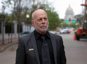 SUPRUGA BRUSA VILISA OTKRILA SVE O STANJU MUŽA: Detalji strašne bolesti s kojom se bori glumac, samo ovo joj daje snagu!