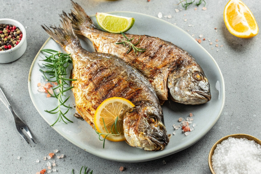 NEOBIČAN EKSPERIMENT, GODINU DANA JE JEO SAMO RIBU, I TO TRI PUTA DNEVNO: Kada je otišao na pregled, i lekari su ostali bez teksta!