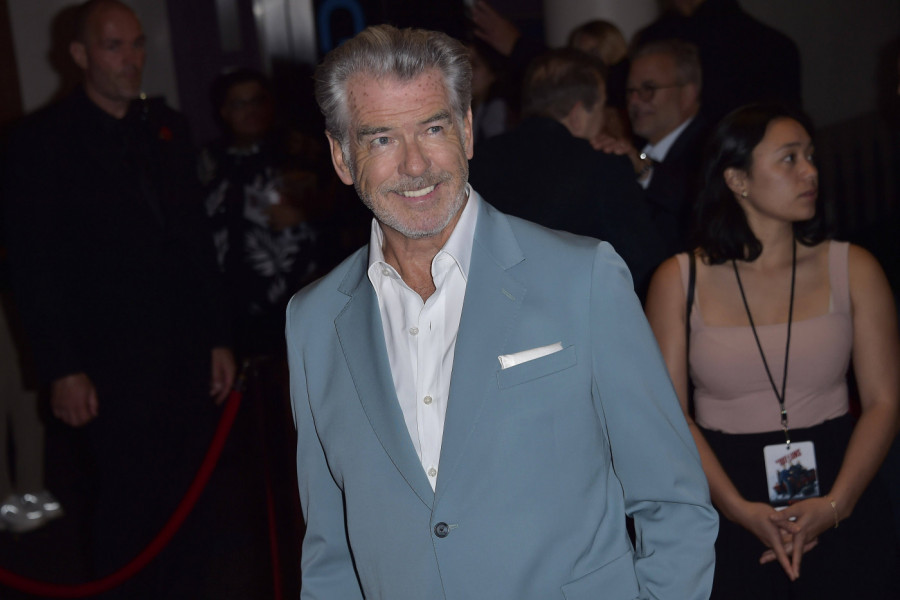 E, da je moj muž Pirs Brosnan: Zašto žene u Srbiji harizmatičnog Bonda doživljavaju kao BOGA (FOTO)