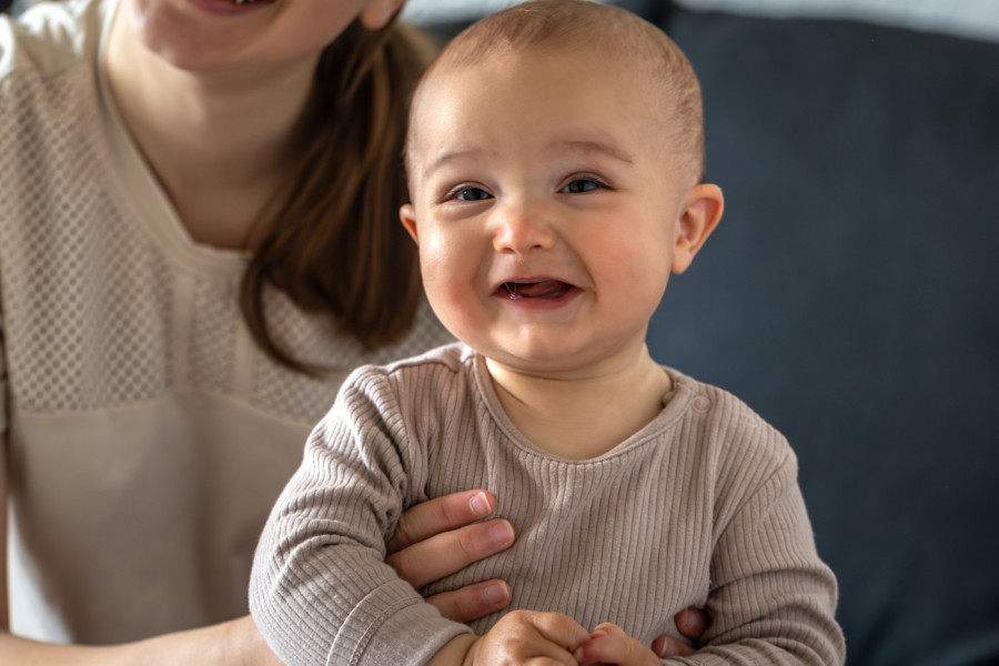 NEOBIČNA PORUKA MUŽA PROMENILA MI JE ŽIVOT: Beba sa Daunovim sindromom biće naša, nepoznata žena se porađa!  (VIDEO)