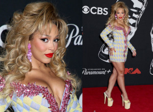 Pevačica Dodža Ket pojavila se na MTV VTA nagradama u nikad većim platformama.