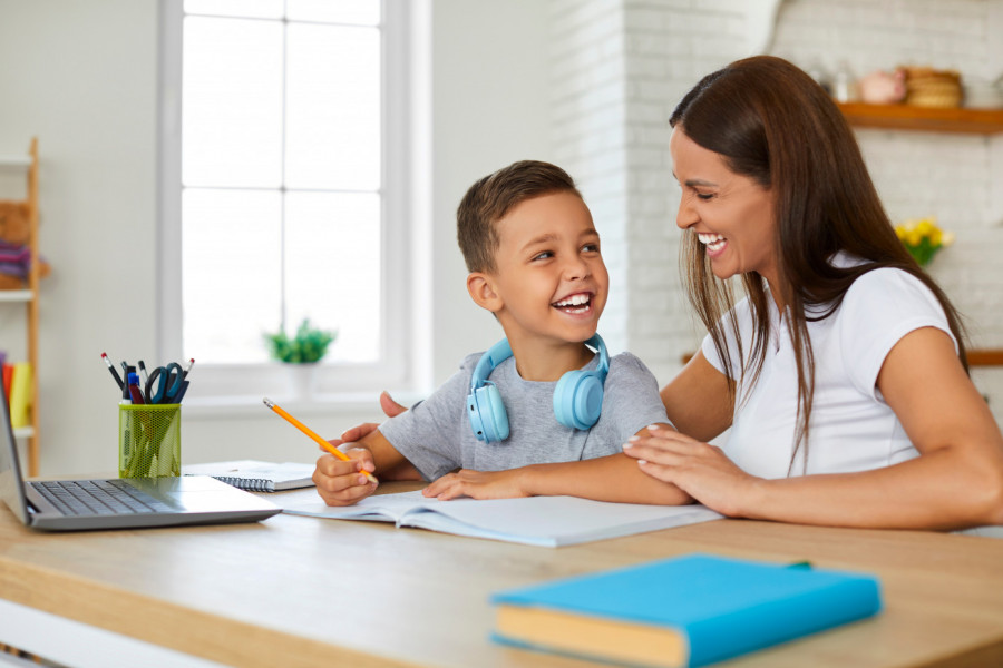 SAVETI za roditelje: 7 malih trikova kako da dete zavoli PISANJE