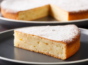 Samo 5 sastojaka koje svaka domaćica ima: Super brzi recept za KOLAČ OD JOGURTA