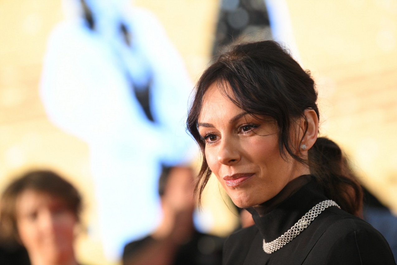 Zbog ove rutine za negu lica SLOBODA MIĆALOVIĆ izgleda isto kao kada je snimala "Zonu Zamfirovu" - za nju je vreme stalo (FOTO)