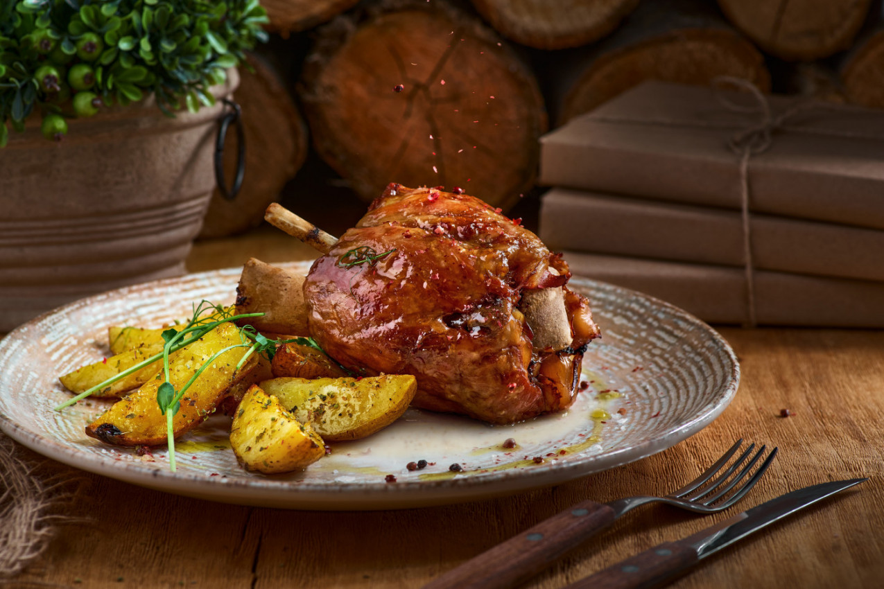 Butikica u sosu od rena - jelo koje zahteva vreme, ali vredi svakog zalogaja: Idealno za vikend uživanje