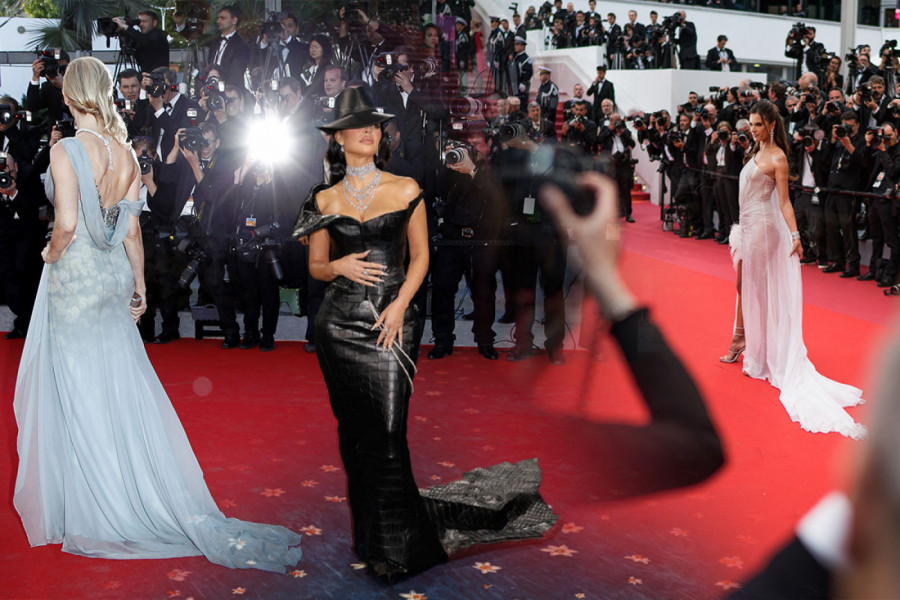 Zašto nas toliko zanimaju SLAVNE LIČNOSTI? Stručnjaci otkrivaju zbog čega to može da bude korisno, a kada postaje OPASNO!