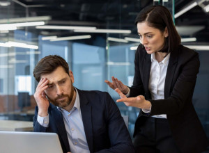 Ovako izgleda žena koja NEMA redovne intimne odnose - jasni ZNACI je odaju, iako ih prikriva!