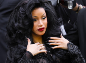 Kardi Bi u četvrtom mesecu trudnoće – a tek je uplovila u novu vezu!