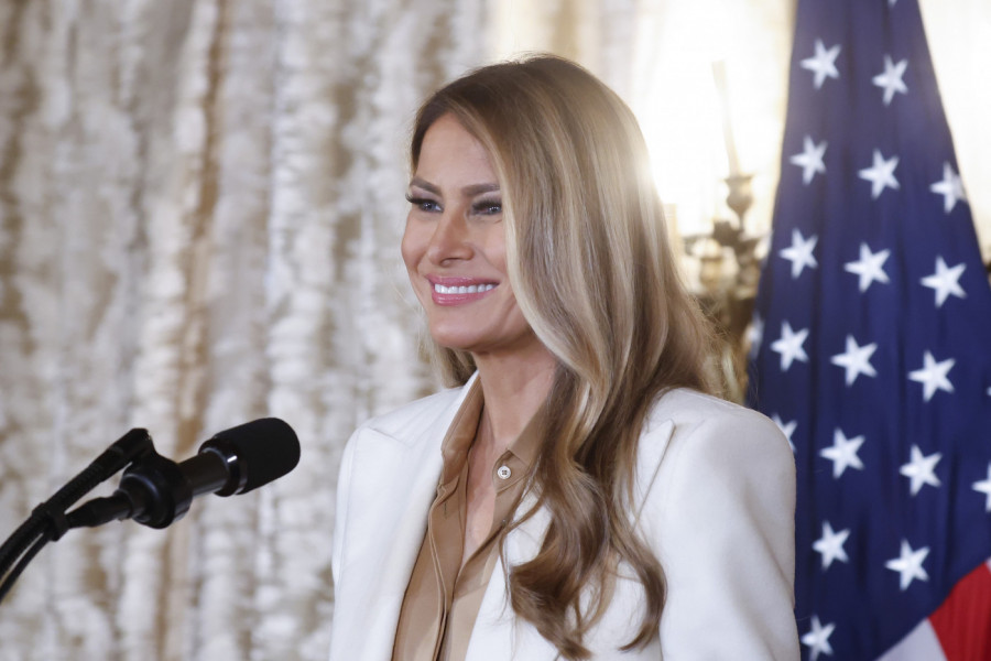 Melanija Tramp stajlingom ZASENILA i Donalda, pa poslala poruku koju razumeju samo MOĆNE ŽENE (FOTO)
